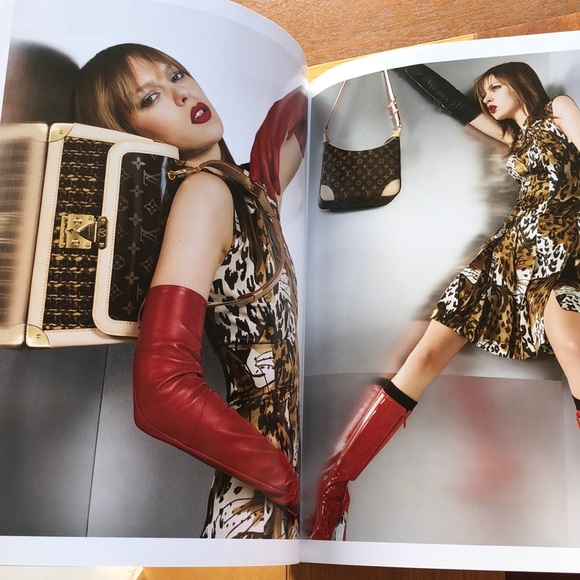 Louis Vuitton Collection Autumn 2003-2004 catalog - Picture 4 of 11